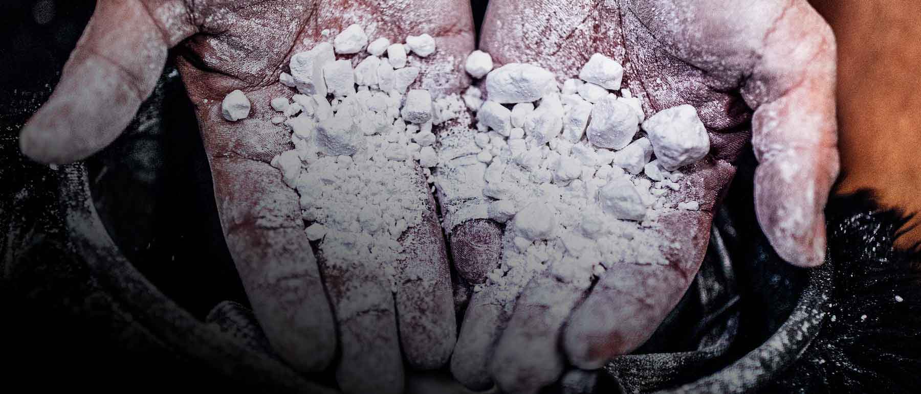 Close-up of pure magnesium carbonate gym chalk from 8BPLUS