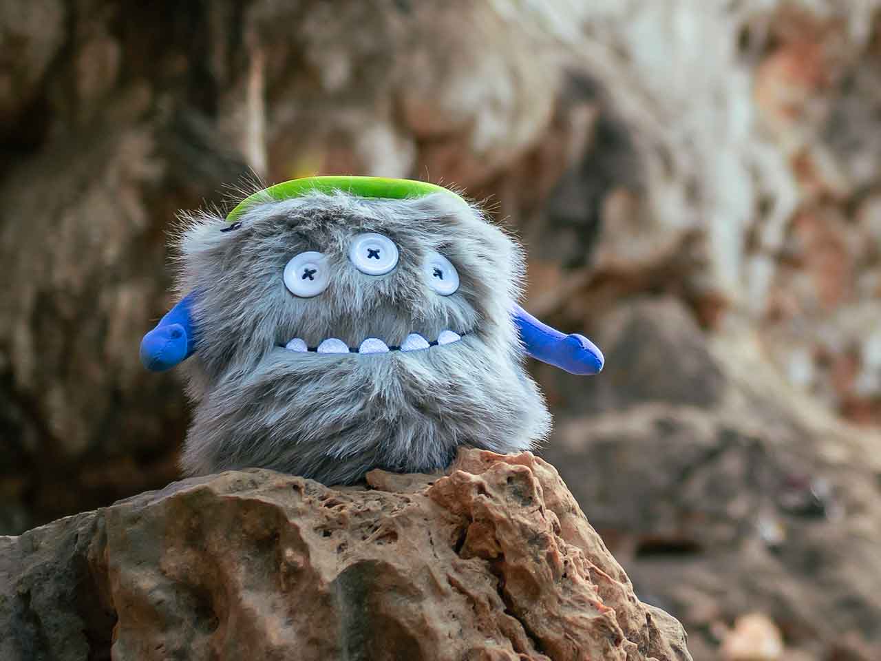 MARTY Chalk Bag | Alien Chalk Bag with Extra Grip by 8BPLUS